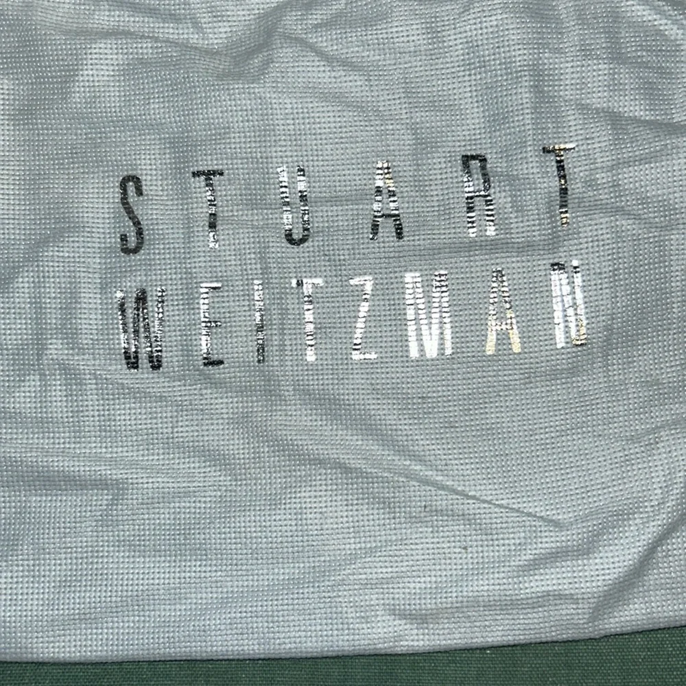 Stuart Weitzman Ballet Flats size 7 1/2 narrow. Comes with dust cover. - Picture 5 of 7